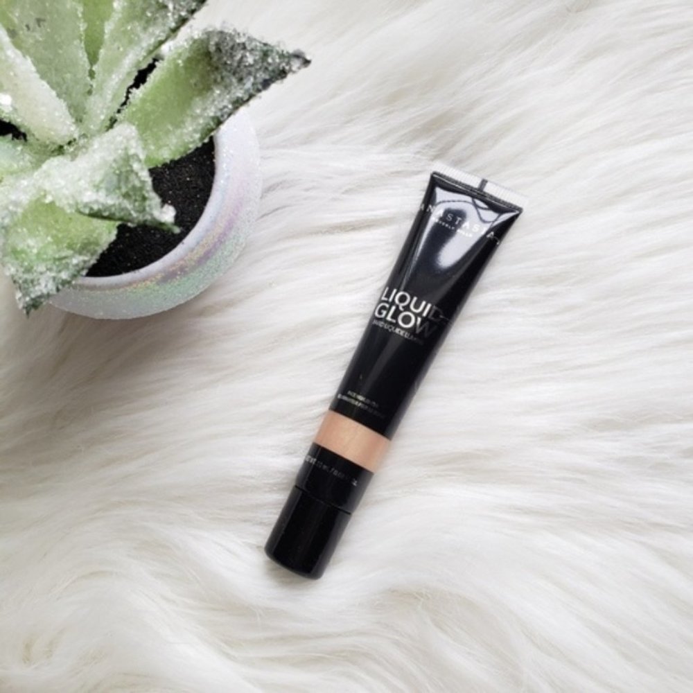 Anastasia Beverly Hills Liquid Glow Highlighter